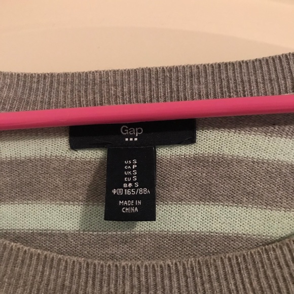 Gap sweater - Picture 2 of 3